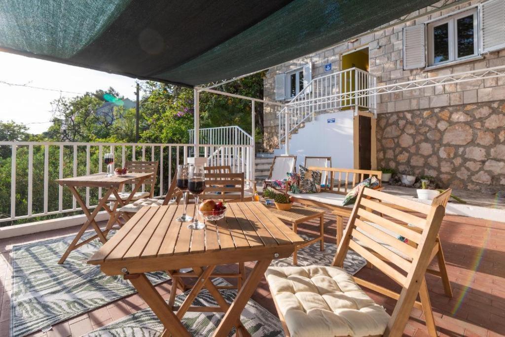 Vila Diamond Sea - Vacation House With Private Parking And A Big Terrace Over The Sea Dubrovník Exteriér fotografie