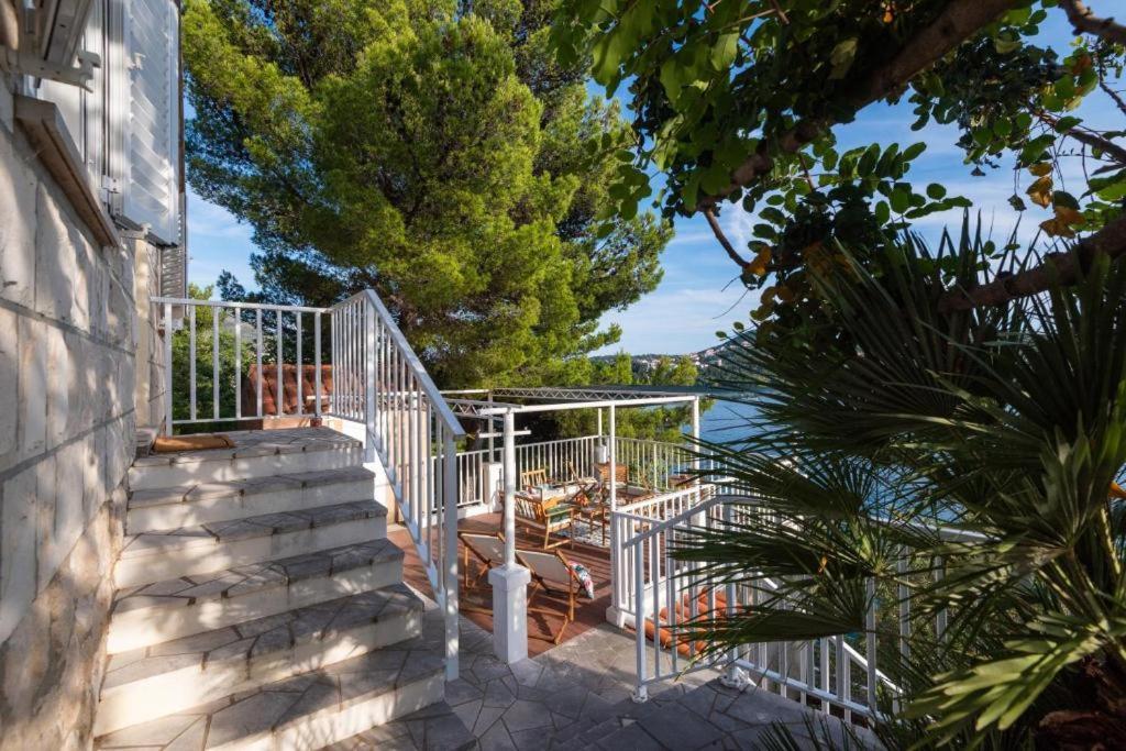 Vila Diamond Sea - Vacation House With Private Parking And A Big Terrace Over The Sea Dubrovník Exteriér fotografie